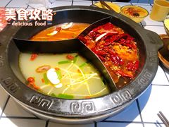 -巴卤社老火锅(财富店)