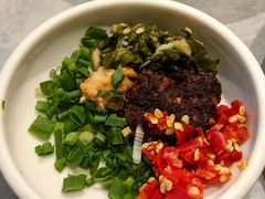 -野山舂·贵州现舂酸汤牛肉(民生路店)