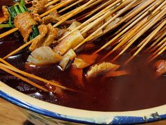 -拈签一笑黄牛肉辣卤串串