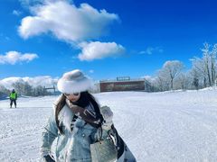 -亚布力新体委滑雪场