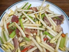 -民间瓦缸煨汤館(嵩山路店)