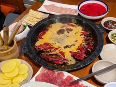-舒家大院重庆老火锅(纪念塔店)