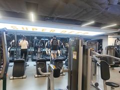 -超鹿运动(达信大厦店)