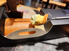 -白蘭BLANK(杭州湖滨银泰in77C区店)