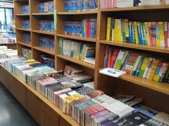 -外研书店(北京外国语大学西校区北外国际大厦店)