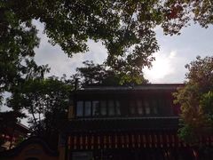 -龙华寺
