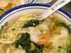 -长人馄饨铺(解放街店)