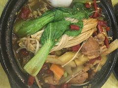 -灿阳斋黄焖鸡米饭(鸣新东路店)