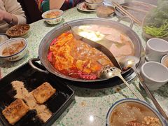 骨汤鸳鸯锅-鸿姐老火锅(龙阳店)