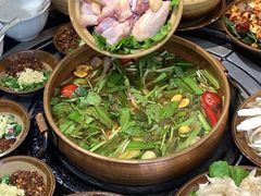 -阿山卓·野生菌火锅·纳西火塘烤肉