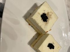鱼子酱海盐巴斯克蛋糕-万达文华酒店·48F云端窗景美食汇自助餐厅