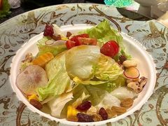 -铭牛烧肉·和牛海鲜自助(高新月牙湖店)
