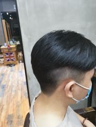 -首脑美发沙龙