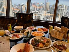 -广州花园酒店-凌璇阁360度高空海鲜自助餐CAROUSEL