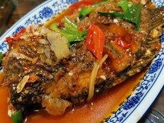 红烧洱海鱼-阿鹏故事云南野生菌火锅(人民路店)