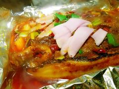 -愿者上钩·纸包鱼(翻身店)