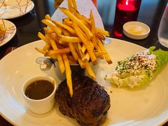 -db Bistro & Oyster Bar by Daniel Boulud(滨海湾金沙店)