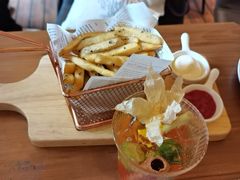 -C Cafe(朵云书院·戏剧店)