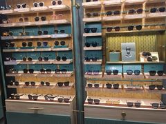 -MUJOSH木九十眼镜(月星环球港B1店)