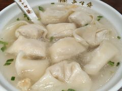 刀鱼馄饨-老半斋(福州路店)