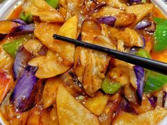 -山河屯铁锅炖·非遗铁锅炖(华强北店)