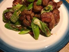 -渝信川菜 · 川味家常菜(长安店)