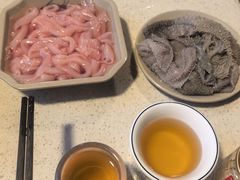 -九尺赵老四鲜鹅肠火锅