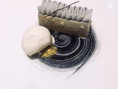 黑芝麻慕斯-福楼法餐厅FLO