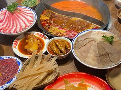 -萍姐火锅·公路夜市(武汉首店)