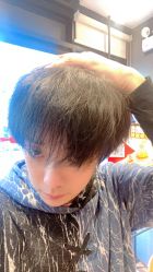 -15C7 男士理发馆 烫染专业店