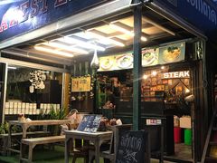 -席娜卡琳火车铁道夜市