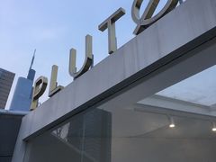 -UNI UNI(环亚凯瑟琳店)