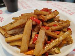 -堂瓦里·33年传统赣菜(第一街区店)