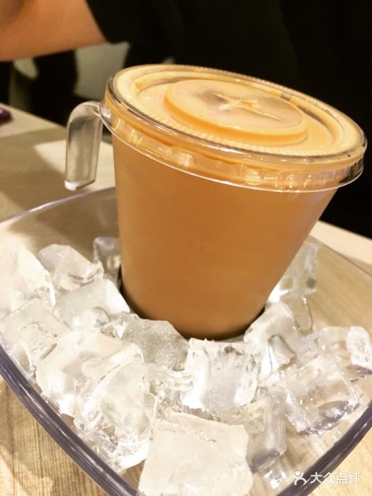 冰镇原味奶茶