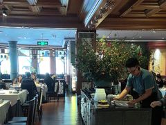 -八府香鸭·啫啫煲(华山路店)