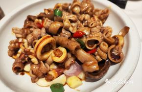 Stir-fried Seafood Pot