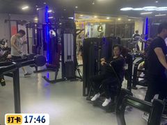 -一兆韦德健身(浦东万达会所)