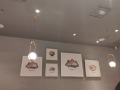 -POKEE VIA&Brunch·维娅(重庆来福士店)