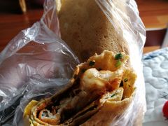 -正宗杂粮煎饼香软鸡蛋饼