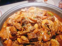 -徐记小怪兽肉蟹煲(中央大街店)