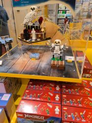 -乐高授权专卖店(岭南站NOVA店)