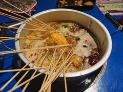 百种串串-马路边边 传媒大学店
