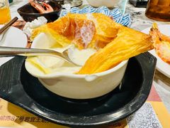 -金马门国际美食百汇(珞喻路店)