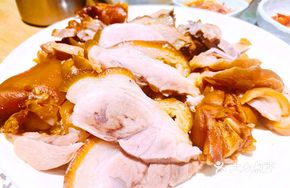 Jangchung-dong Pig Trotter