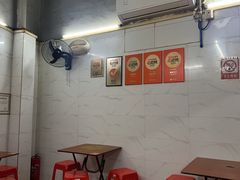 -威邵鸡煲(西华路总店)