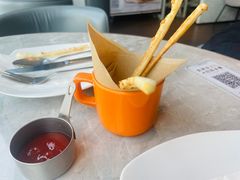 -必胜客(世纪港湾店)