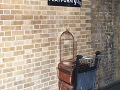 -九又四分之三站台