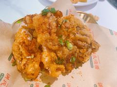 -洪氏嗨捞·广东猪肚鸡·椰子鸡火锅(西咸万象城店)