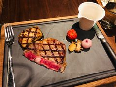 -恰餐厅及酒吧 CHAR Bar & Grill (北京丽都皇冠假日店)