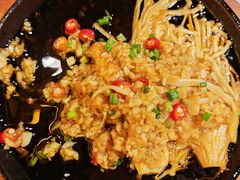 -沪上名羊天下•烤羊腿•东北烧烤•小龙虾(浦东直营总店)